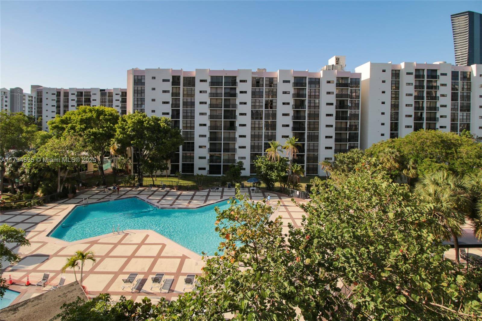 Sunny Isles Beach, FL 33160,16919 N Bay Rd #505