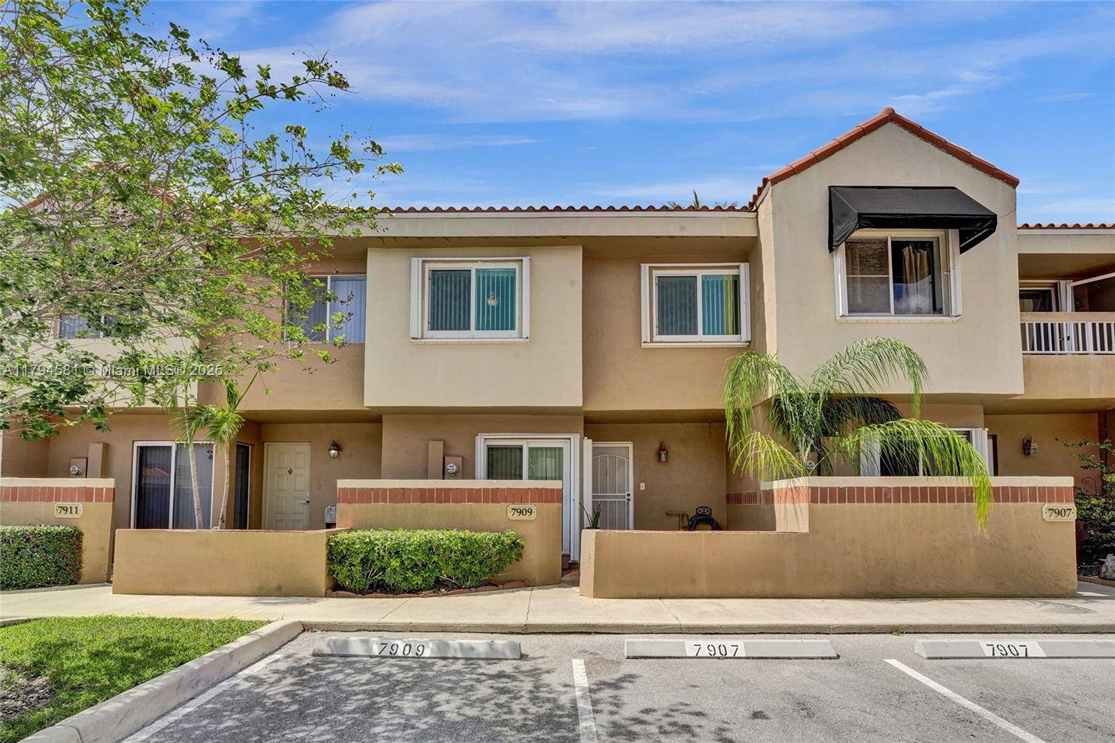 Plantation, FL 33324,7909 NW 7th Ct
