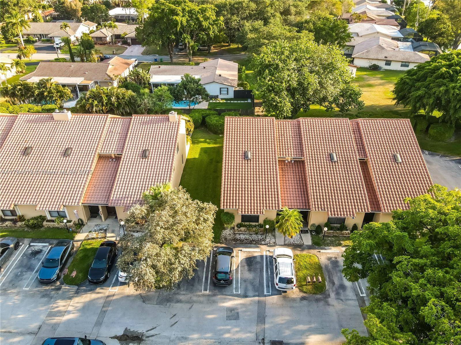 Coral Springs, FL 33071,8548 Shadow Ct #1-15