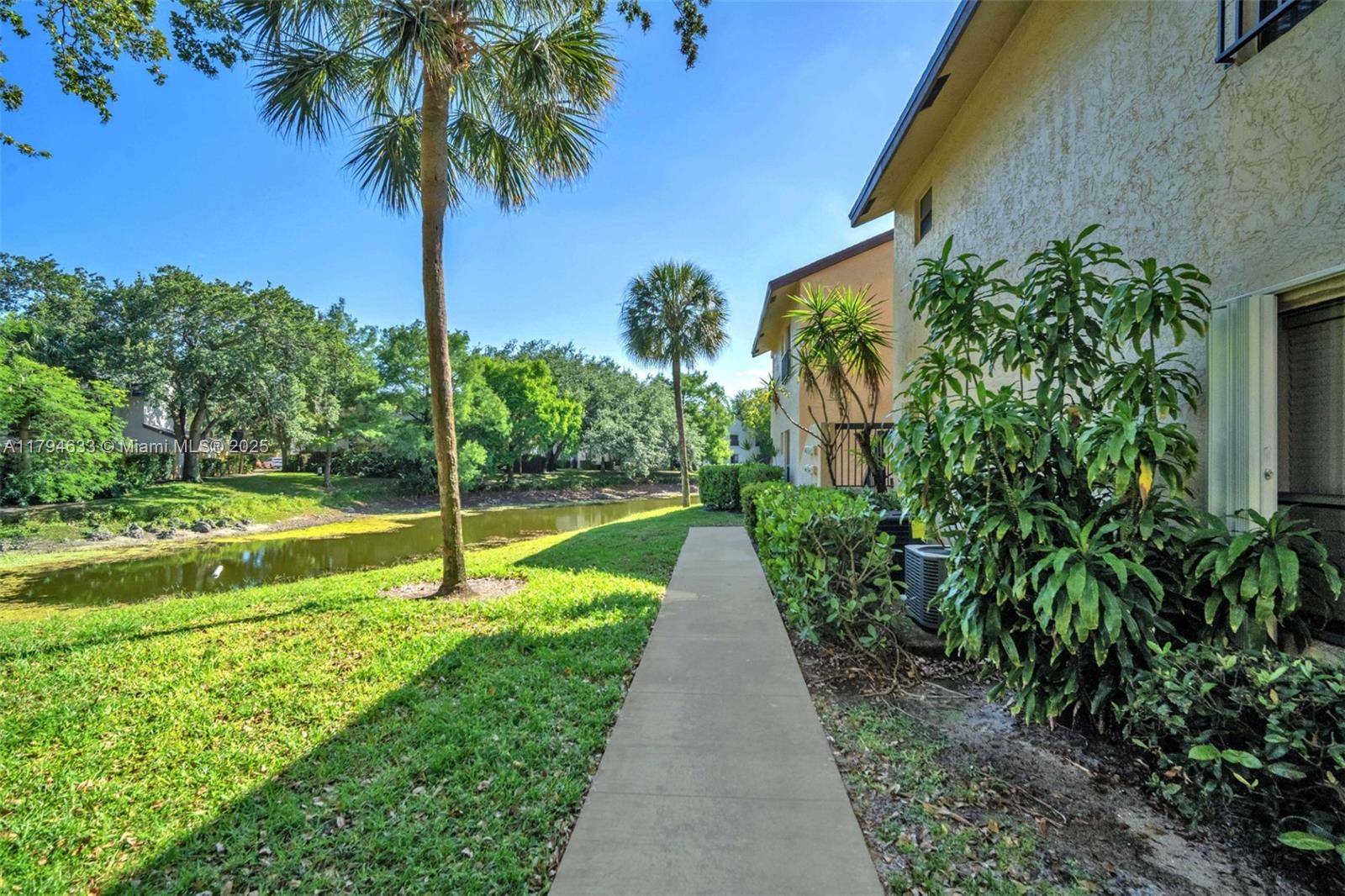 Coconut Creek, FL 33063,3699 Cocoplum Cir #3538