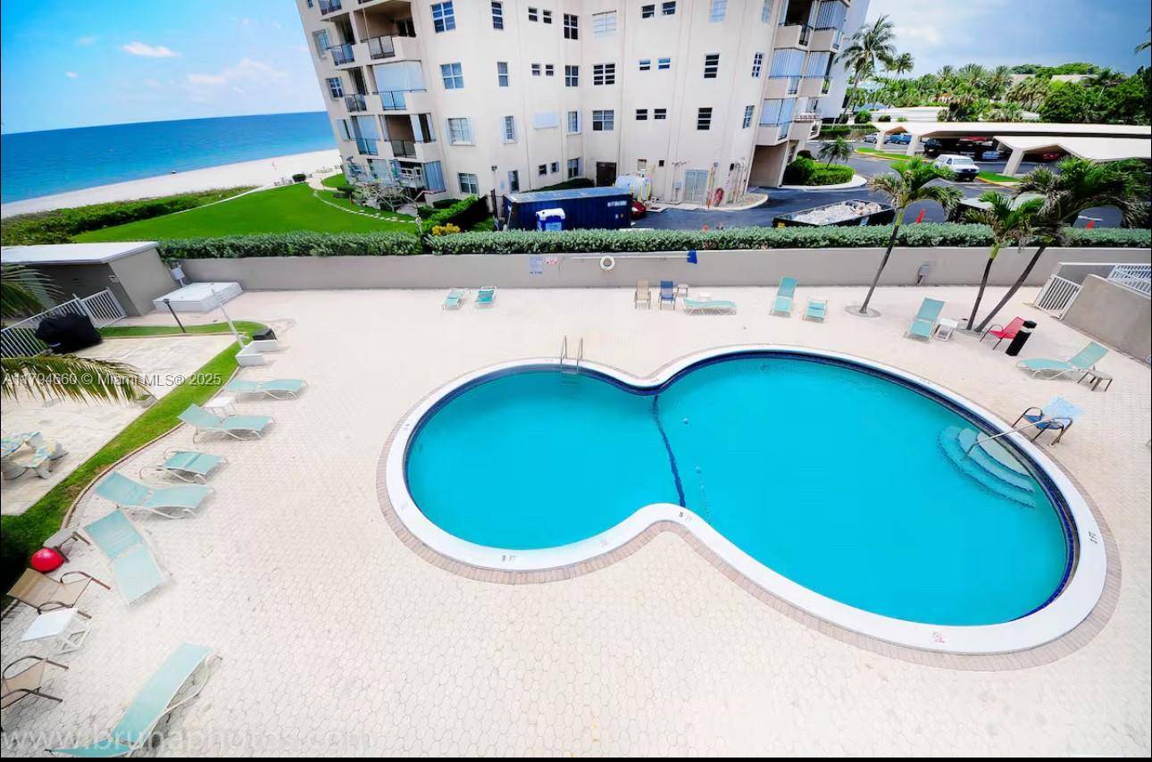 Lauderdale By The Sea, FL 33062,1480 S Ocean Blvd #104