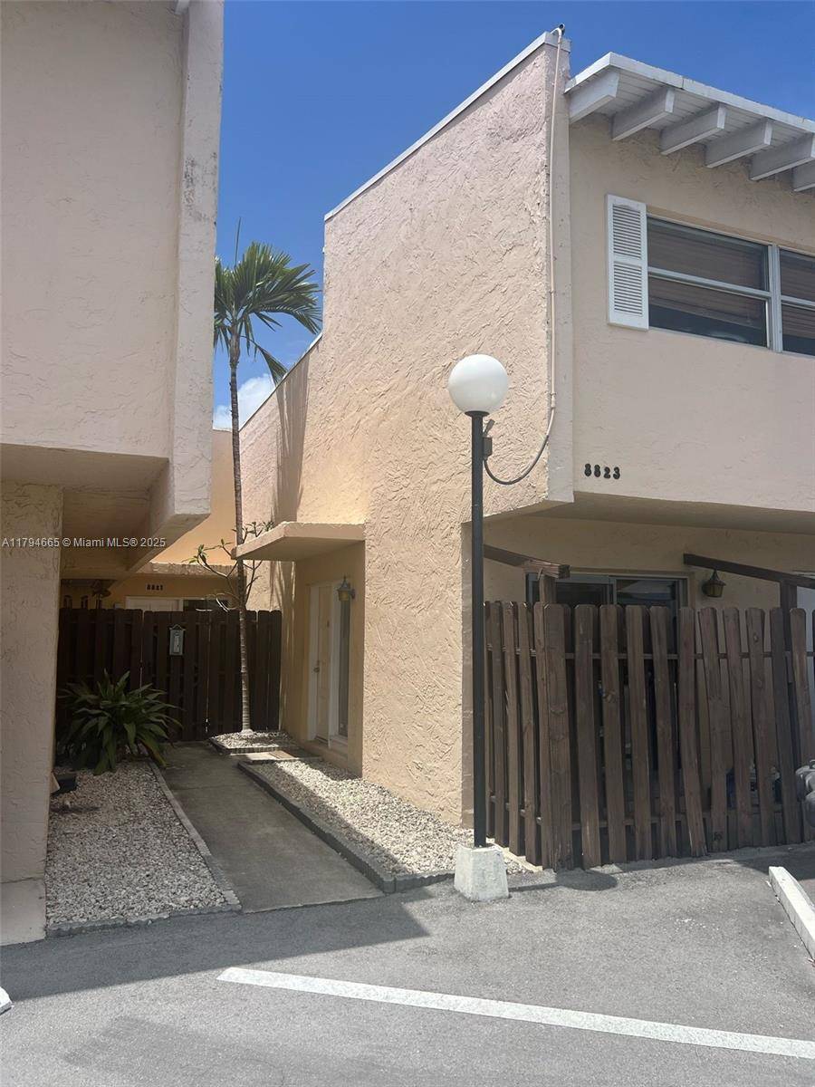 Miami Shores, FL 33138,8823 NE 4th Ave Rd #8823