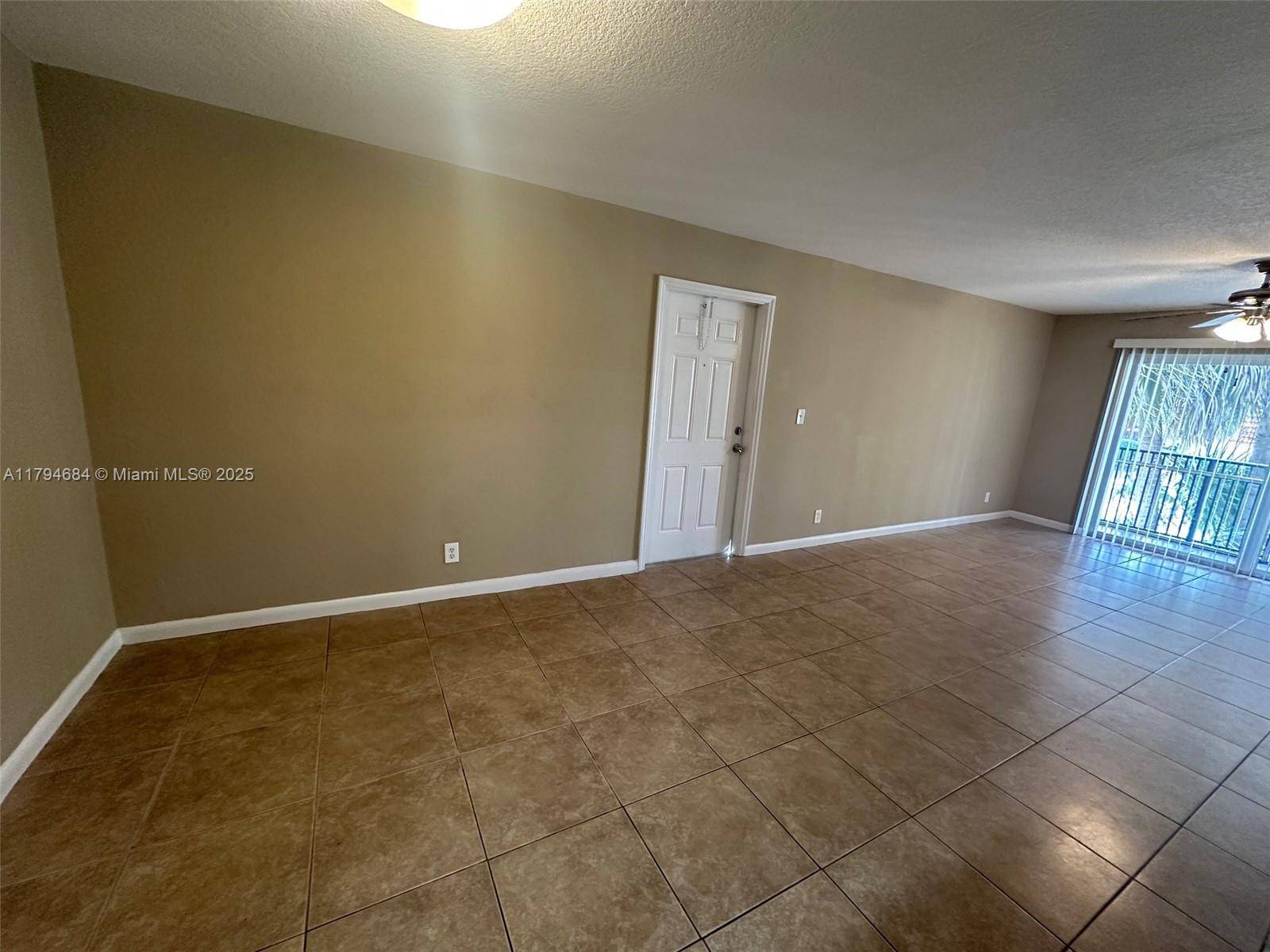 Lauderhill, FL 33313,2830 NW 55th Ave #2C