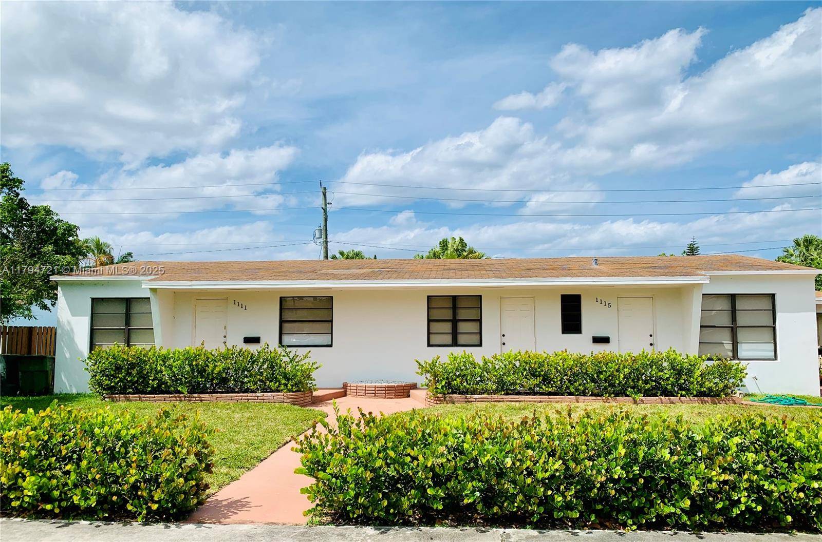 Hallandale Beach, FL 33009,1111 NE 10th St #1111