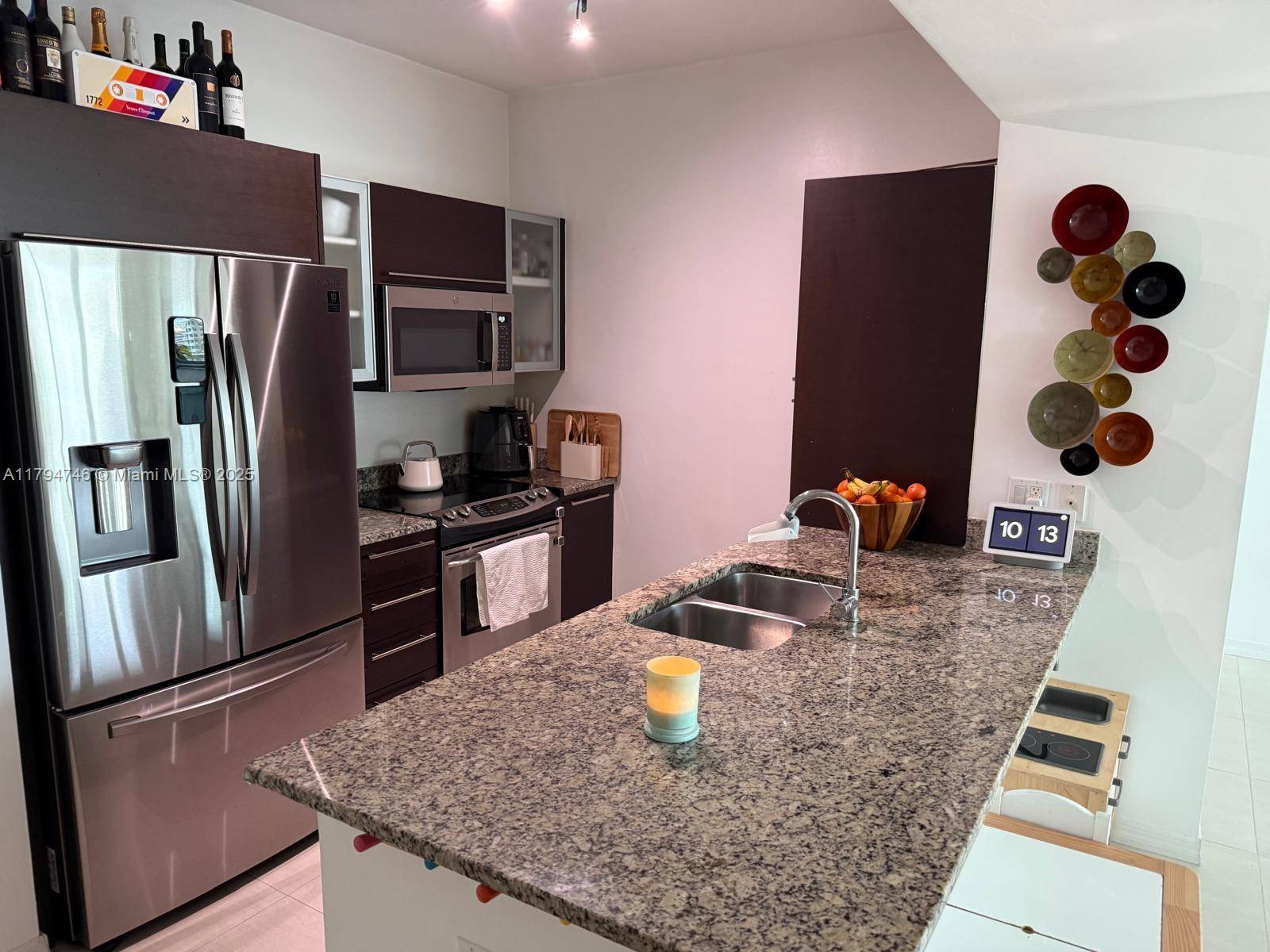 Miami, FL 33131,950 Brickell Bay Dr #3604