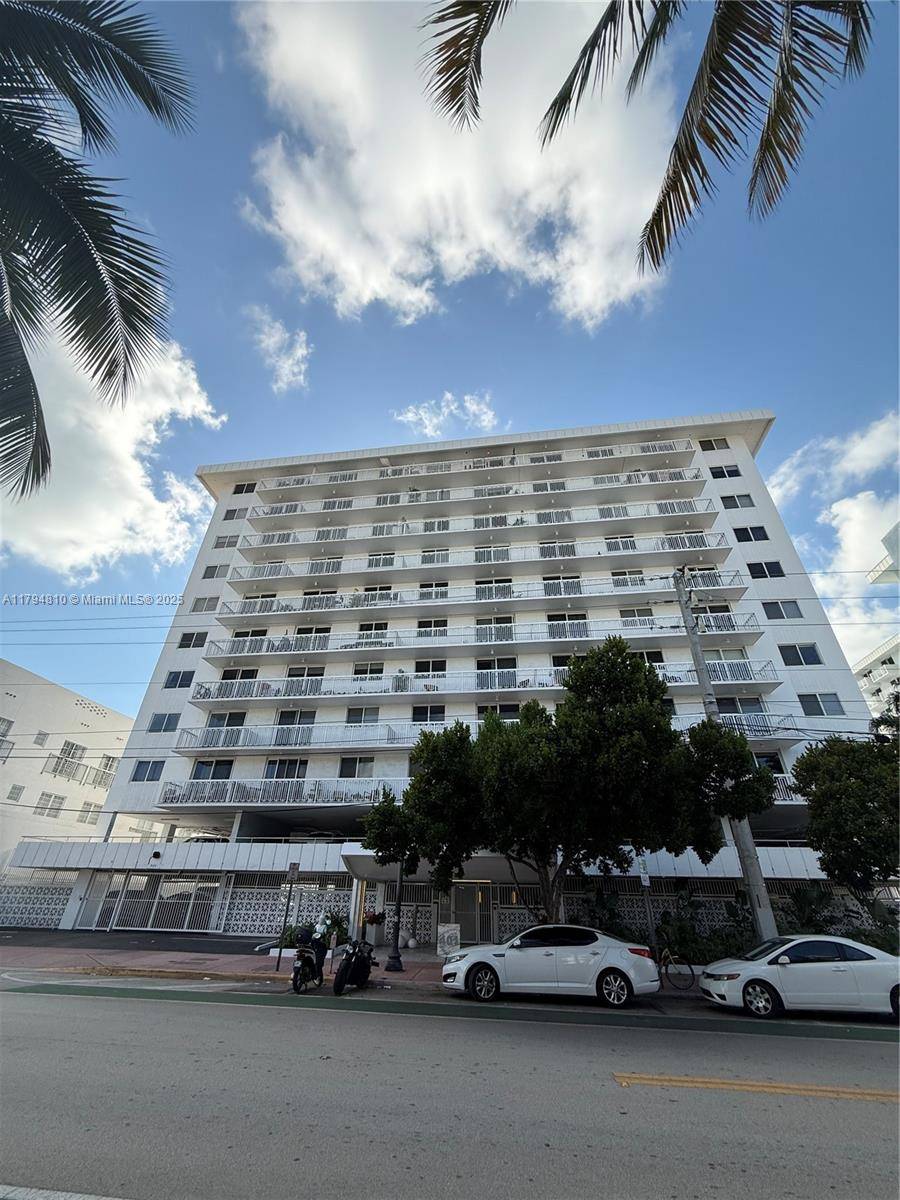 Miami Beach, FL 33139,401 Ocean Dr #324