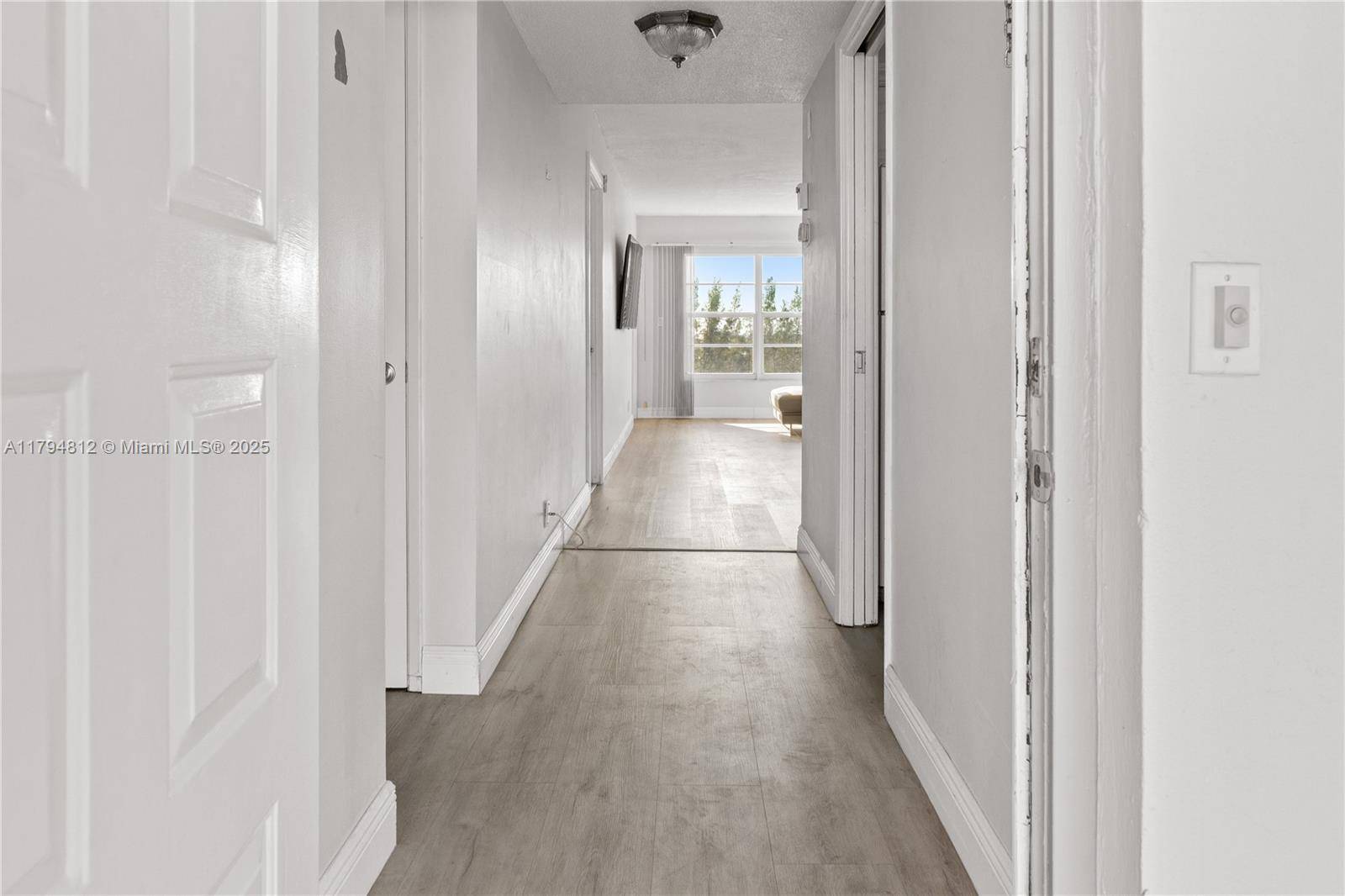 Pompano Beach, FL 33069,3150 N Palm Aire Dr #805
