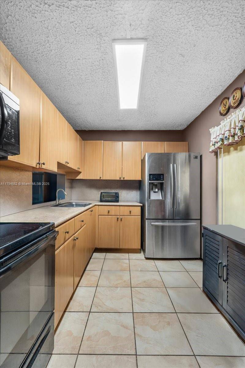 Miami, FL 33183,8500 SW 133rd Ave Rd #208