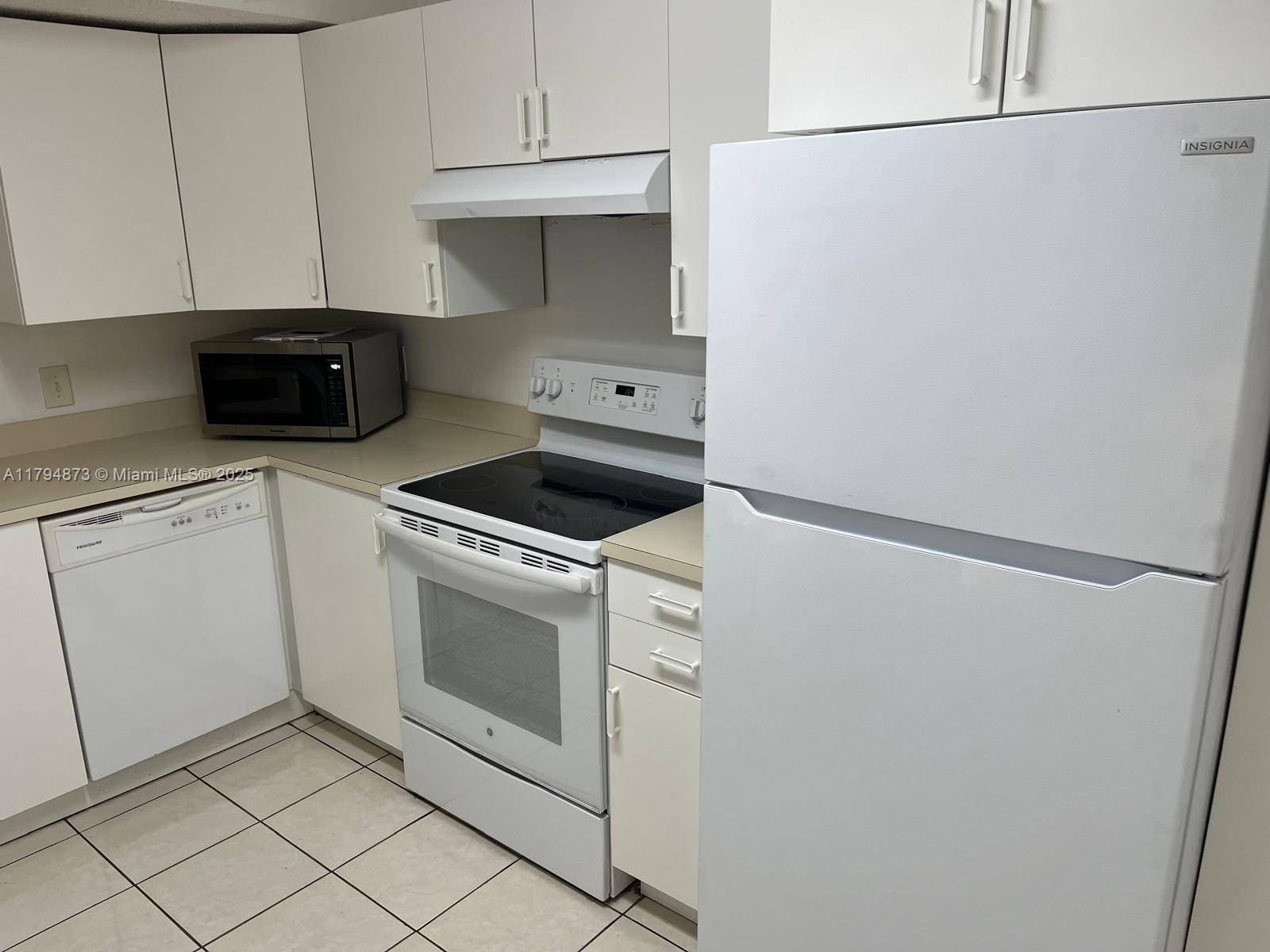 Coral Springs, FL 33067,9001 Wiles Rd #103-3