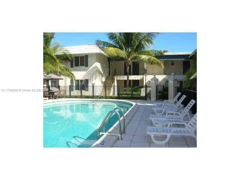 Pinecrest, FL 33156,8603 SW 68th Ct #27
