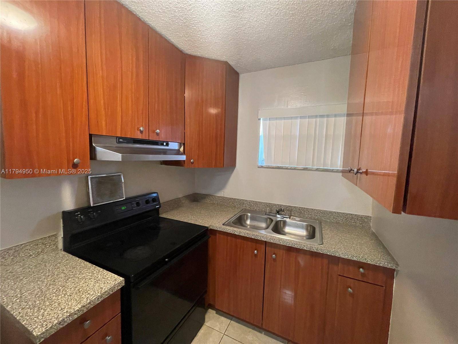 Fort Lauderdale, FL 33312,716 SW 16th Ave #2
