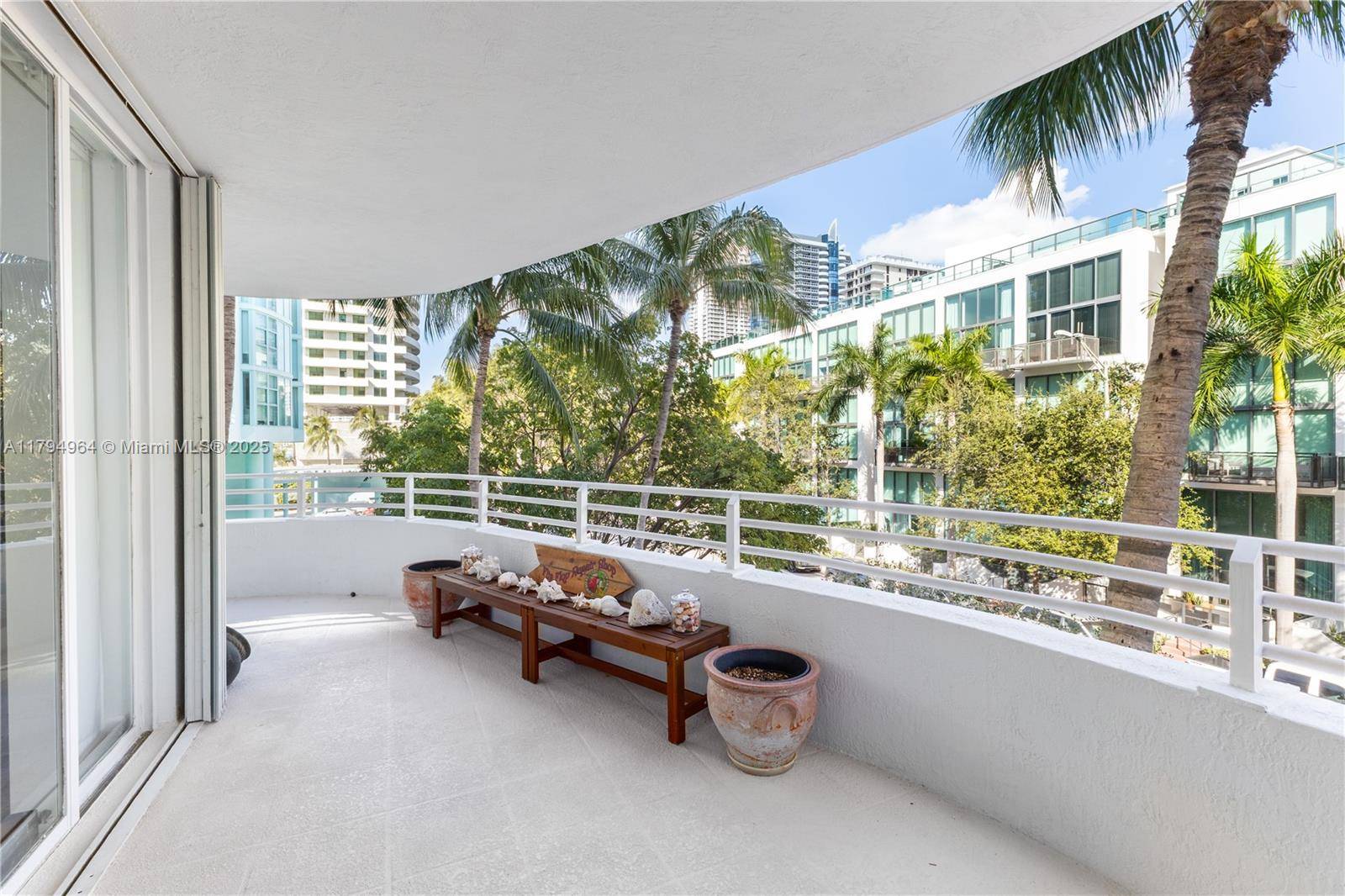 Miami Beach, FL 33140,5970 Indian Creek Dr #301