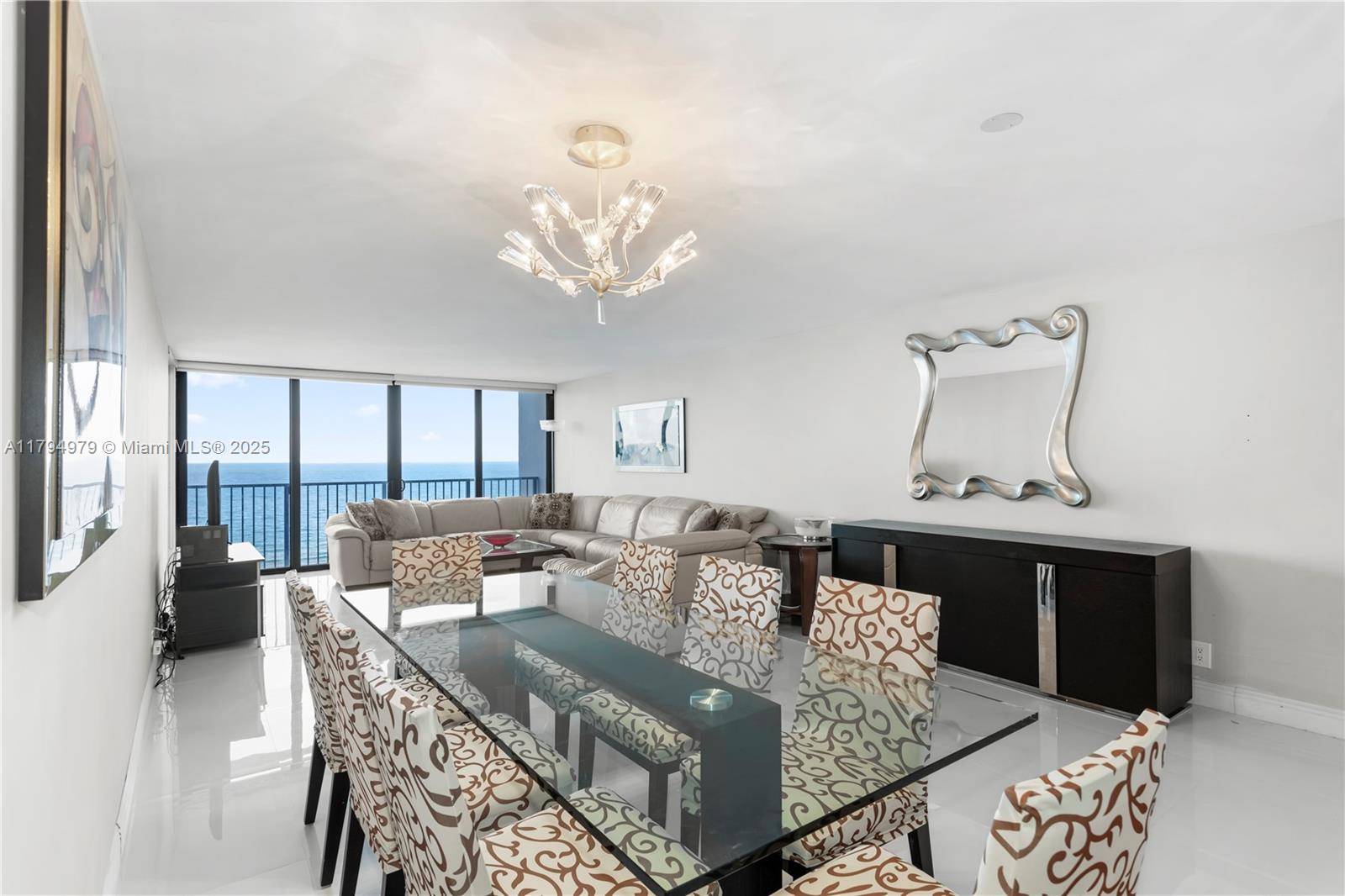 Hollywood, FL 33019,2101 S Ocean Dr #1203