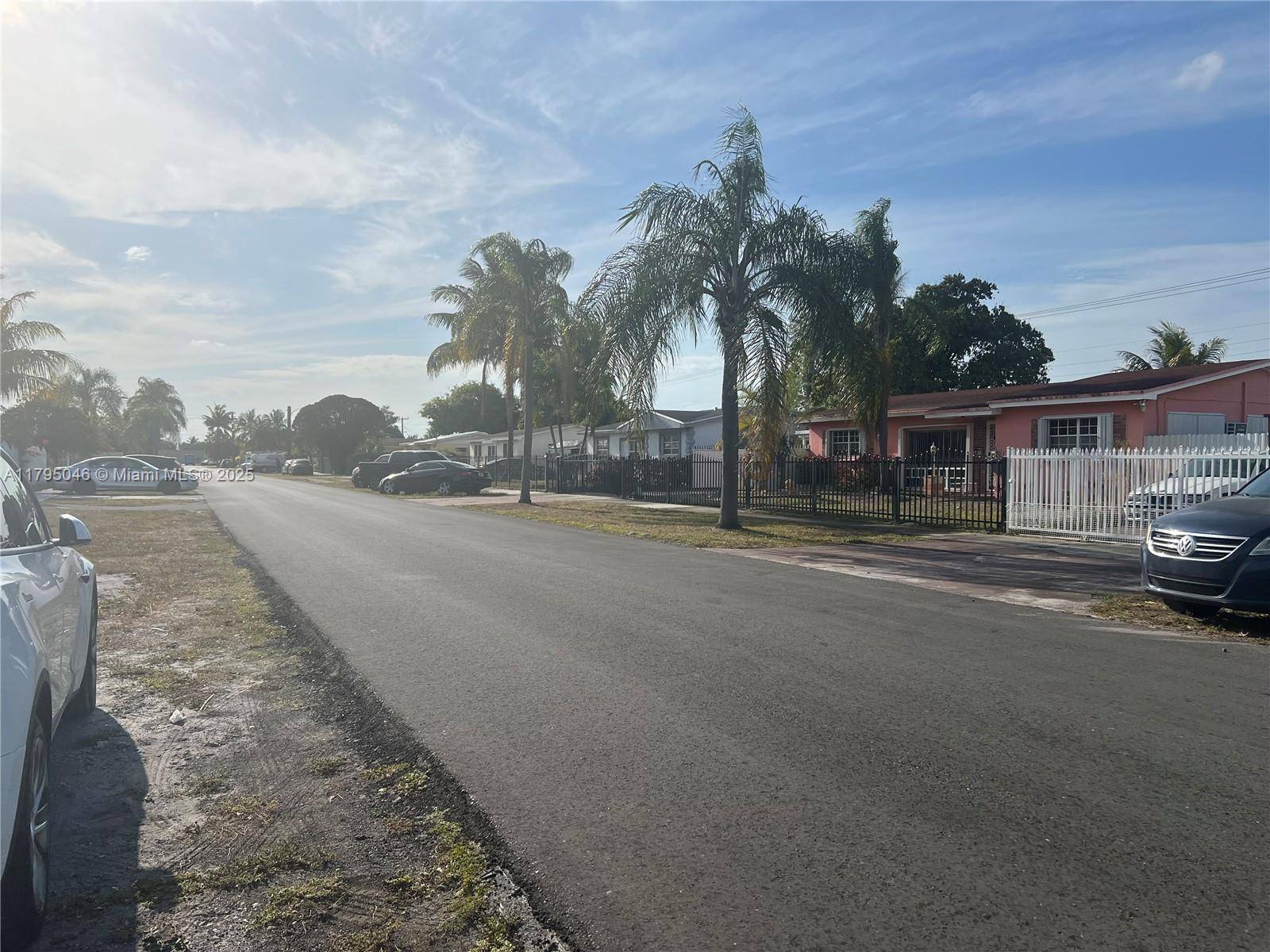 Miami Gardens, FL 33169,770 NW 179th St