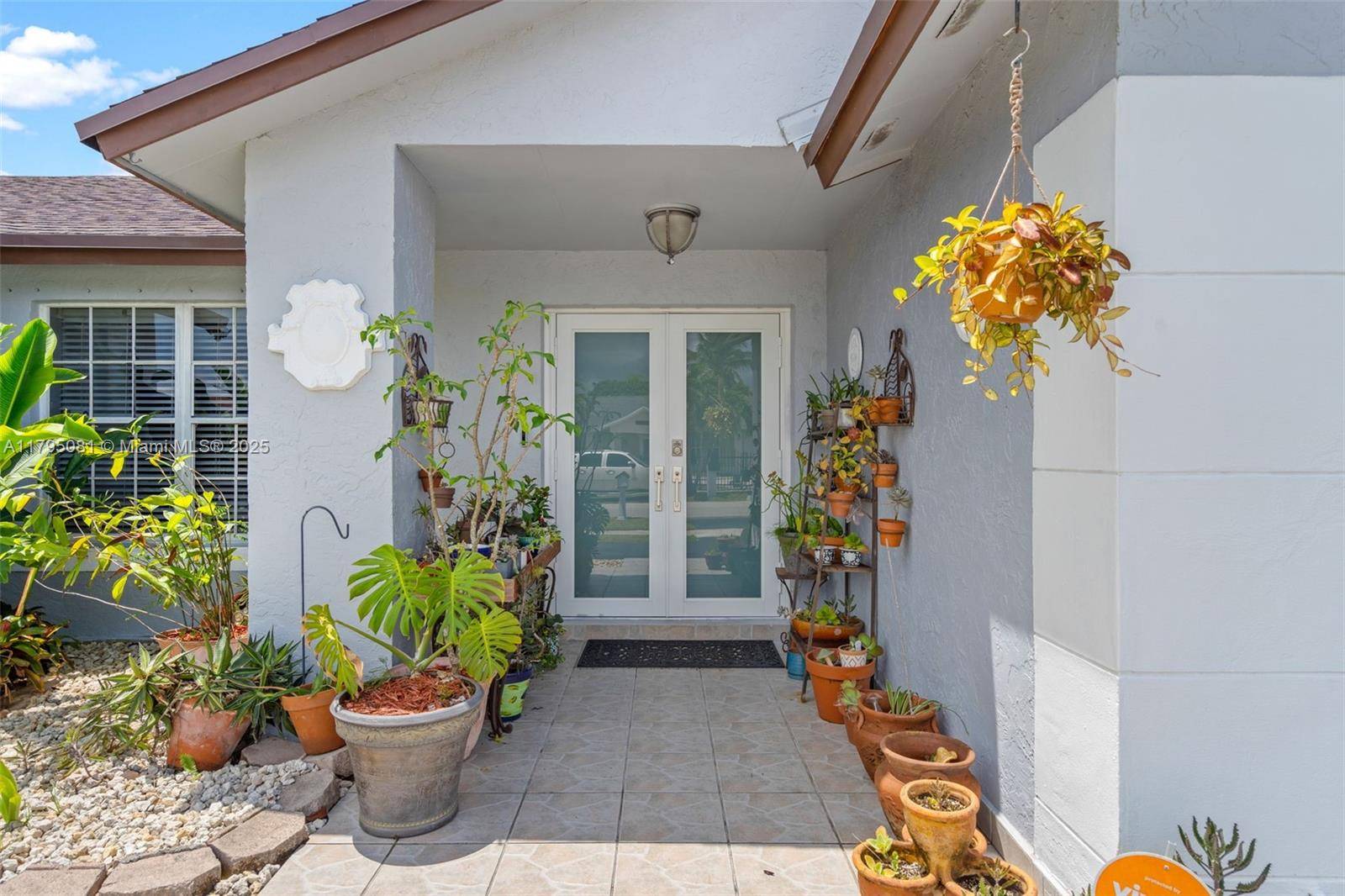 Homestead, FL 33033,13842 SW 285th St