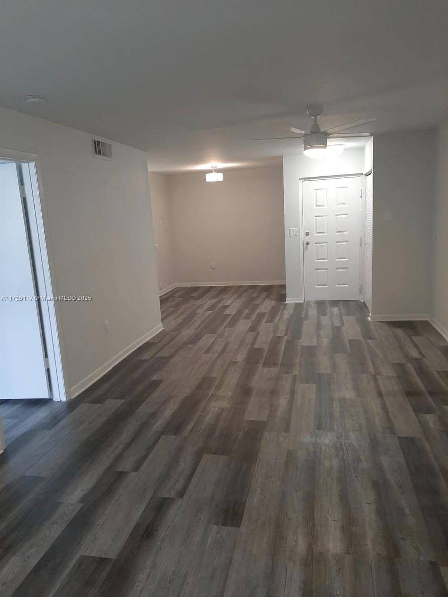 Oakland Park, FL 33309,2881 N Oakland Forest Dr #103