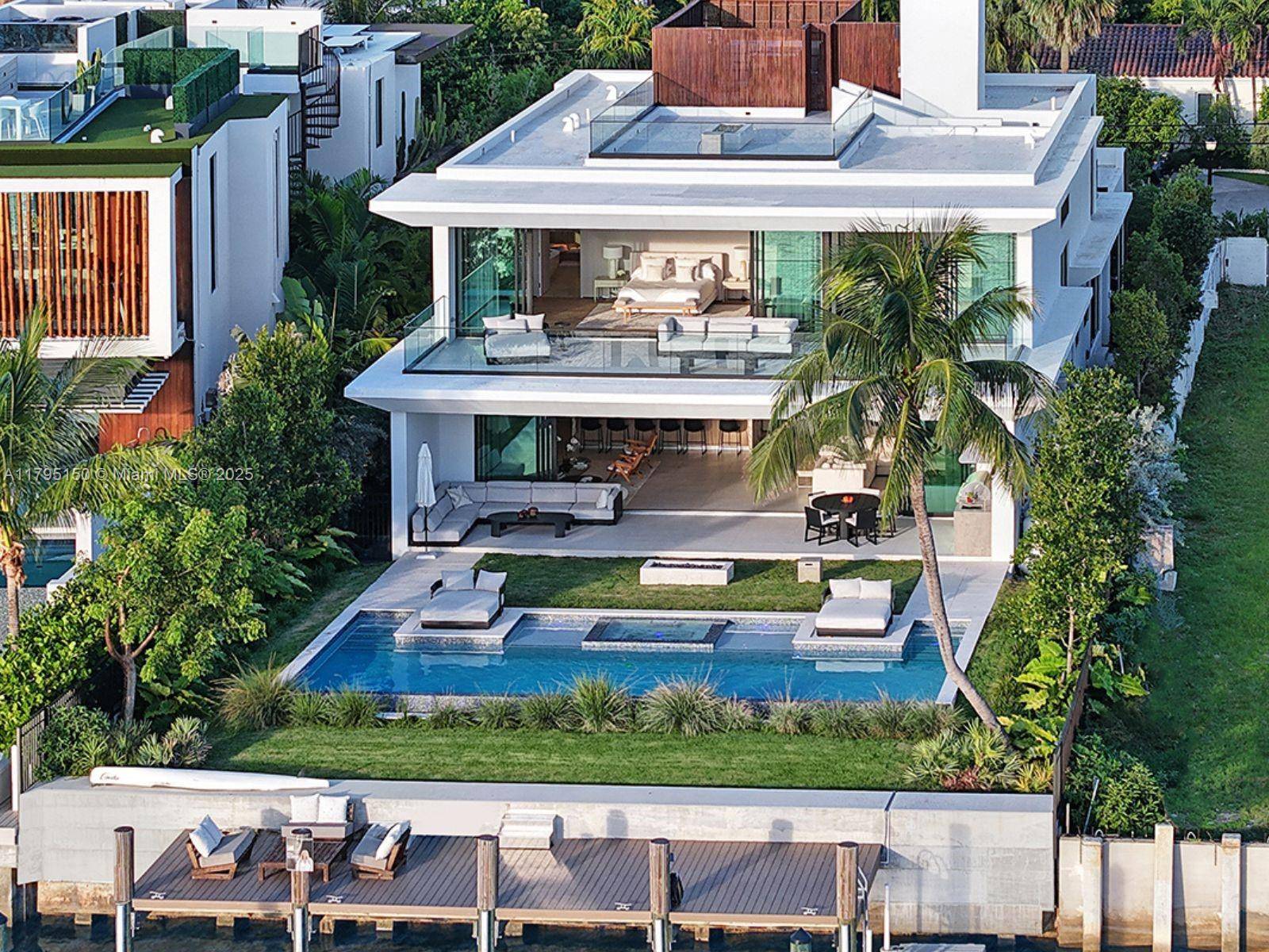 Miami Beach, FL 33139,310 W Dilido Dr