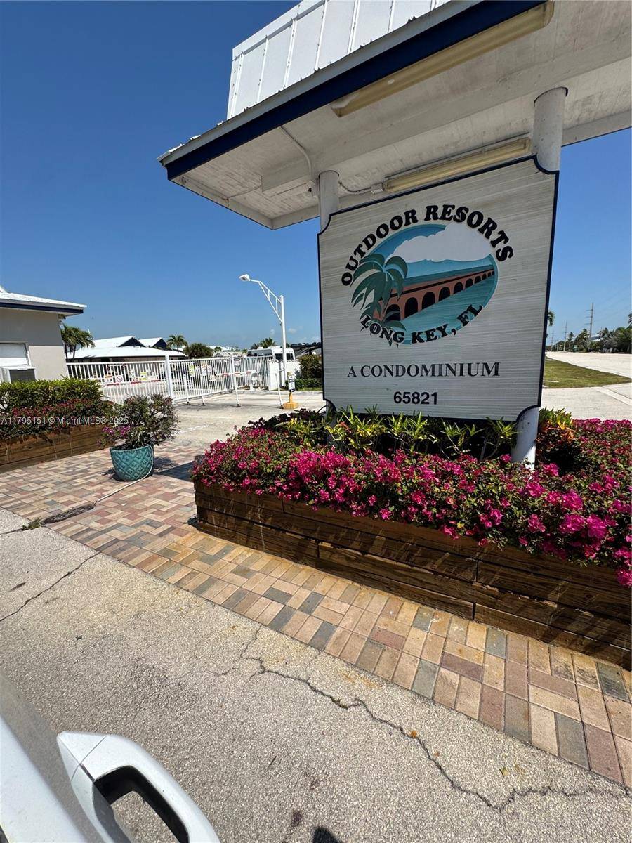 Long Key, FL 33001,65821 Oversea Hwy