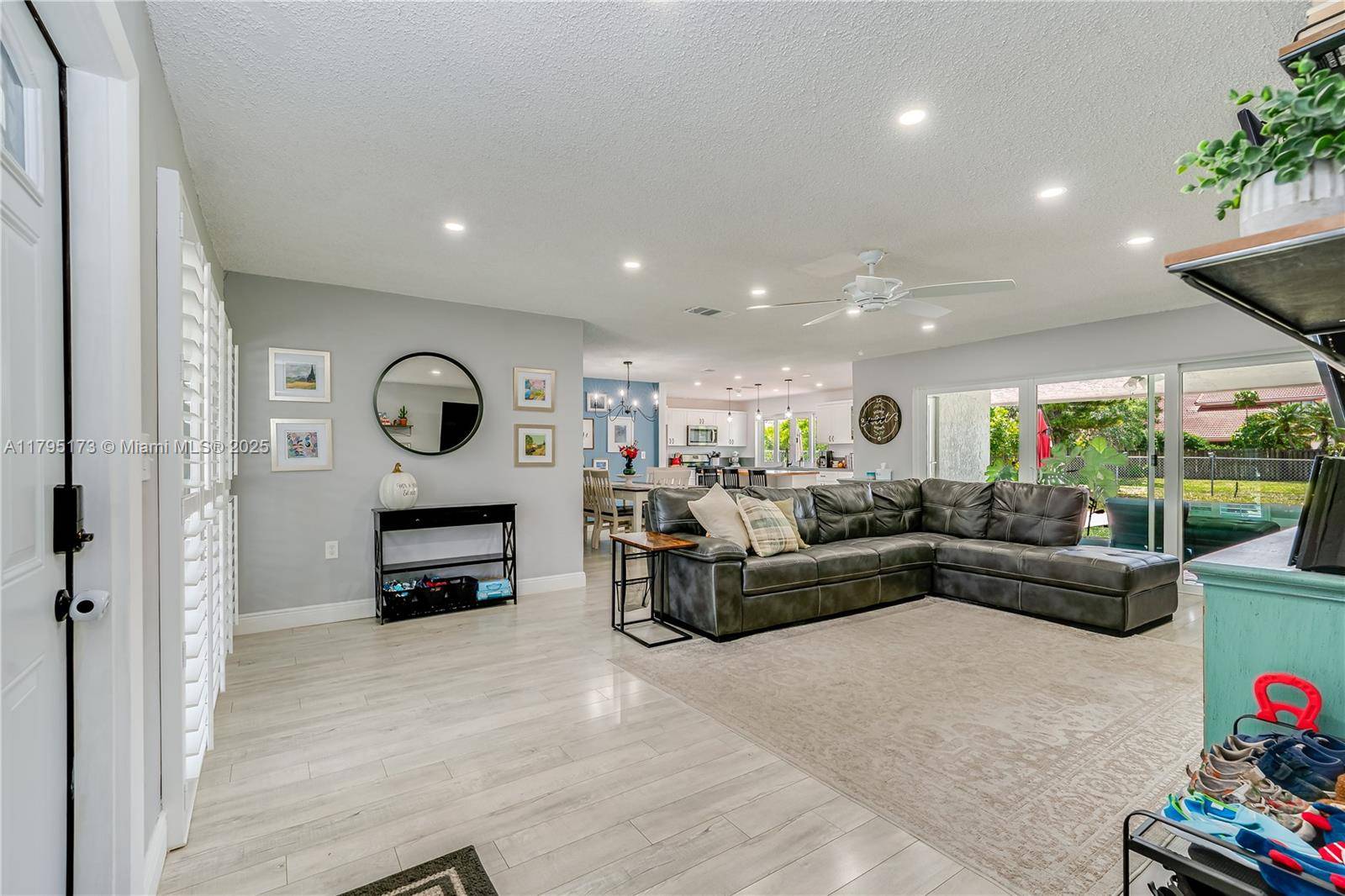 Sunrise, FL 33322,9652 NW 19th Pl