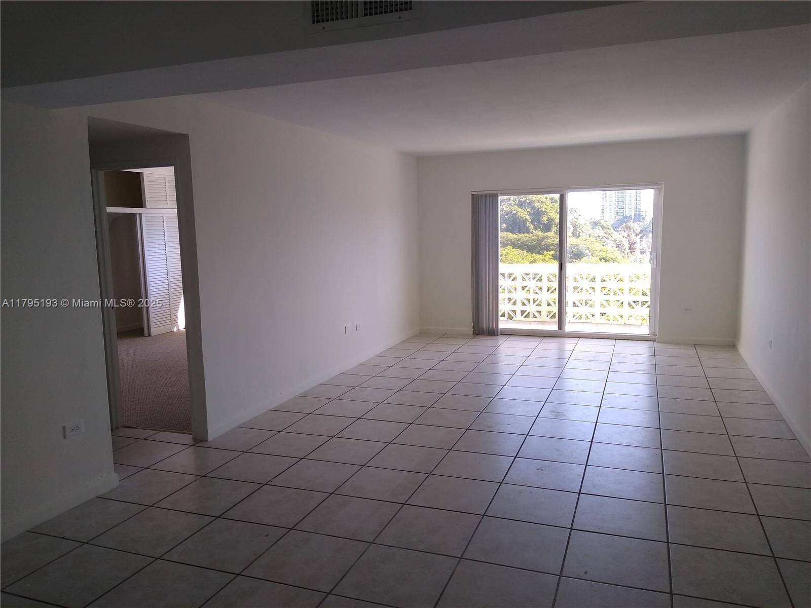 Miami Beach, FL 33140,353 W 47 ST #3H
