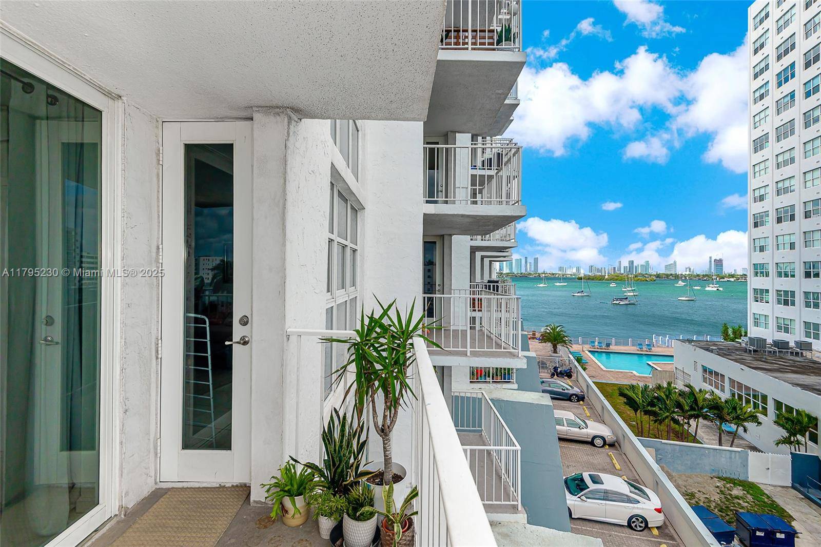Miami Beach, FL 33139,1228 West Ave #307
