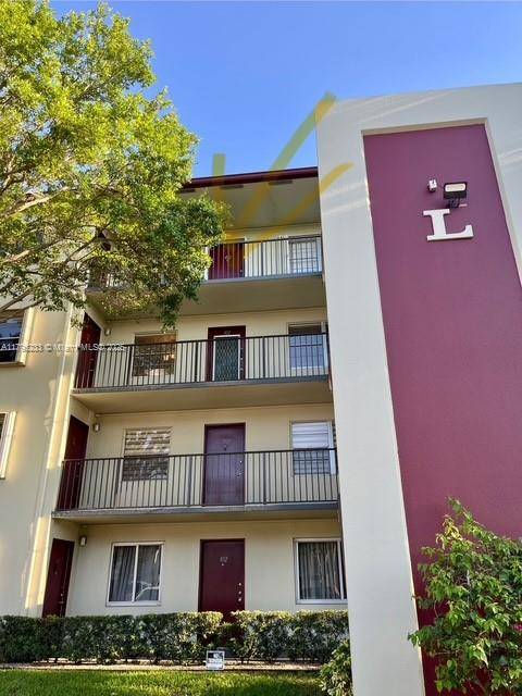 Pembroke Pines, FL 33027,13250 SW 7th Ct #402L