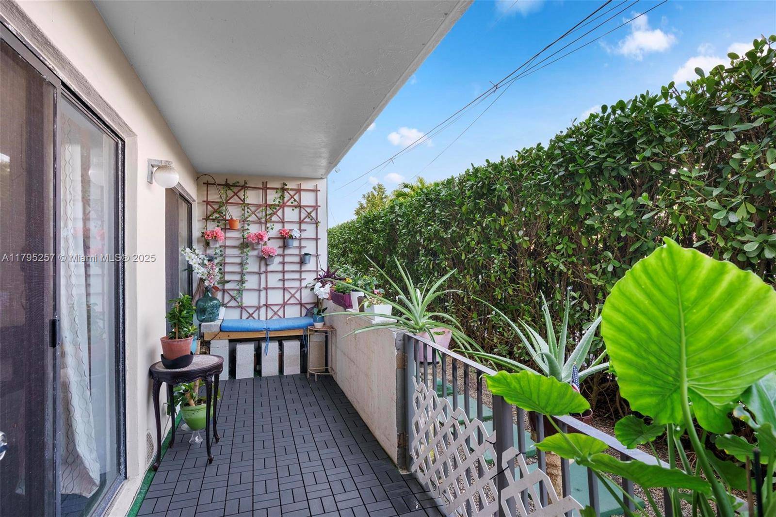 Miami Shores, FL 33138,9022 NE 8th Ave #1L