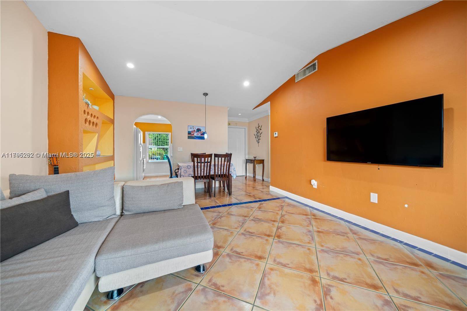 Miami, FL 33175,14054 SW 53rd Ter #0