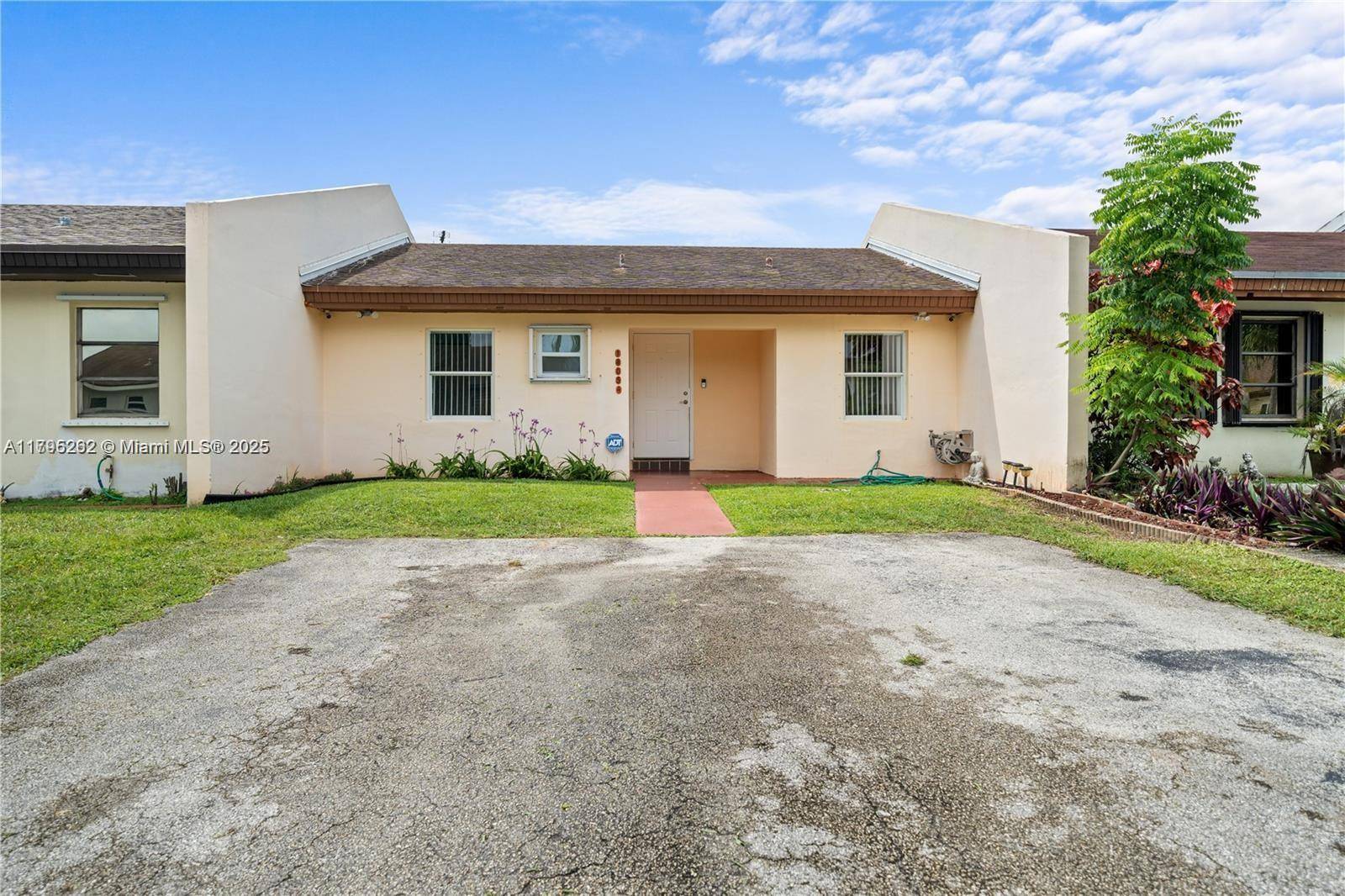 Miami, FL 33175,14054 SW 53rd Ter #0