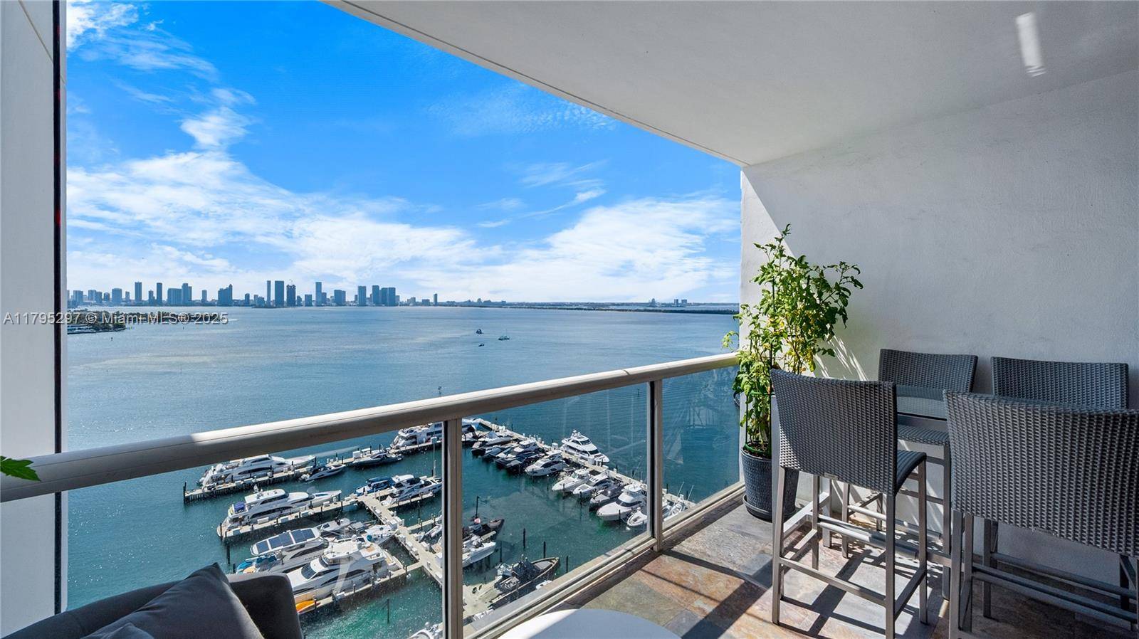 Miami Beach, FL 33139,1900 Sunset Harbour Dr #2008