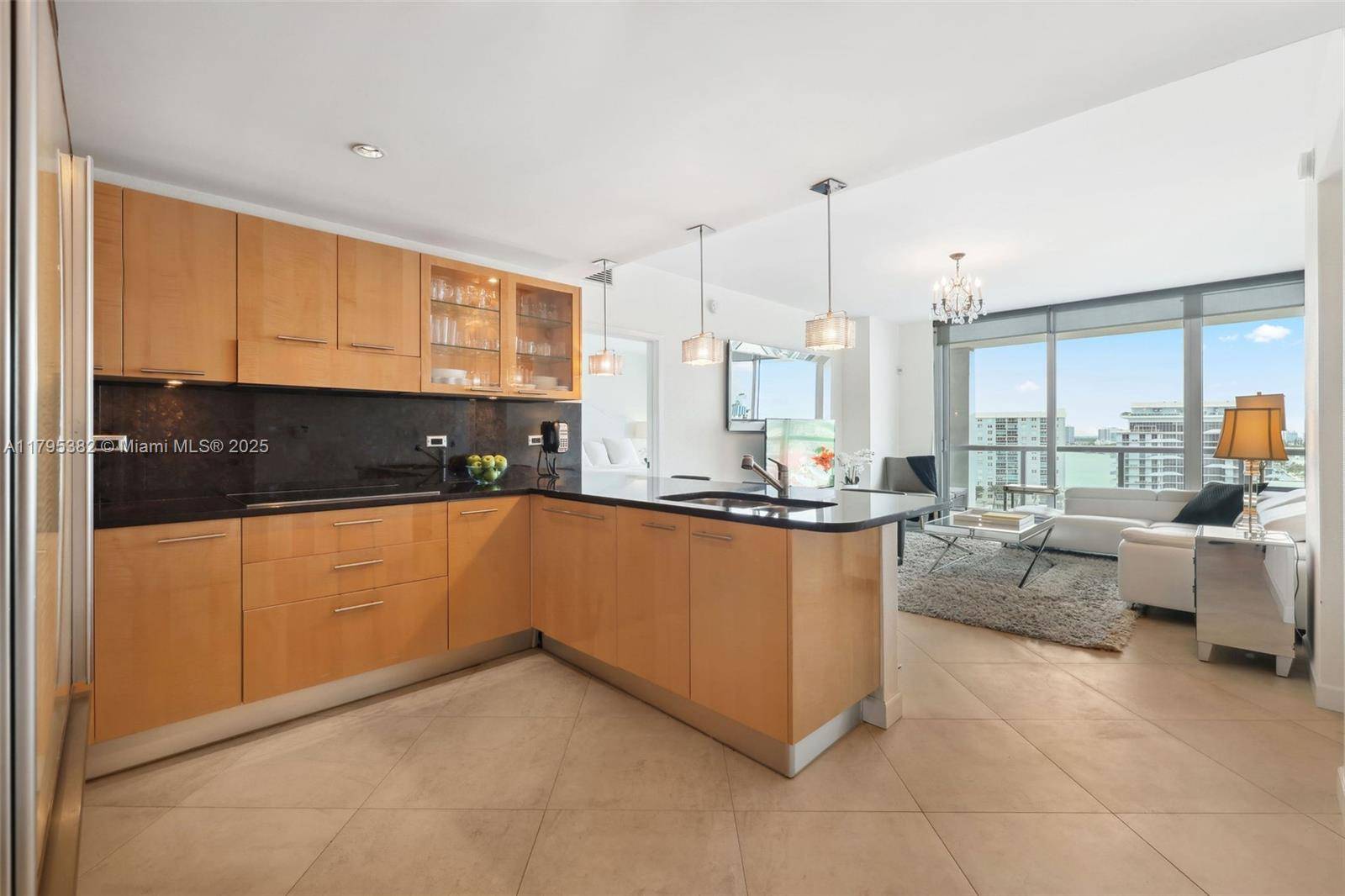 Miami Beach, FL 33141,6799 Collins Ave #1106