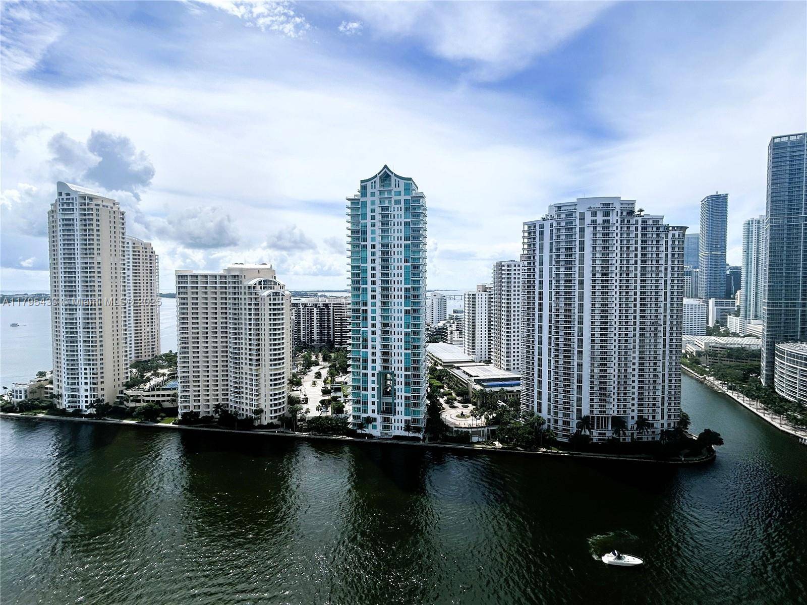 Miami, FL 33131,325 S Biscayne Blvd #2917