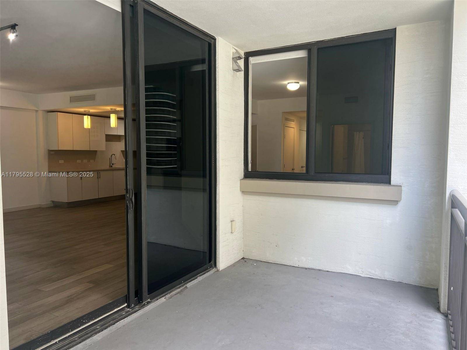 Miami, FL 33130,999 SW 1st Ave #1601