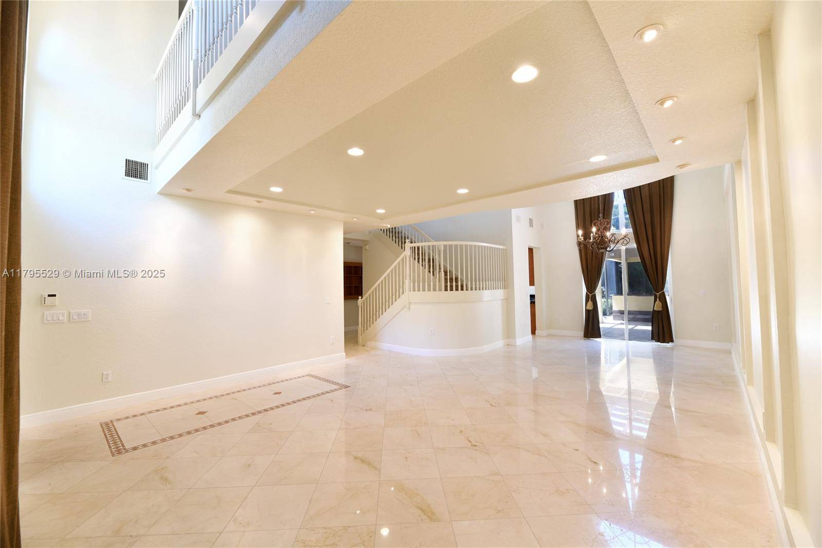 Boca Raton, FL 33498,19115 Two River Ln