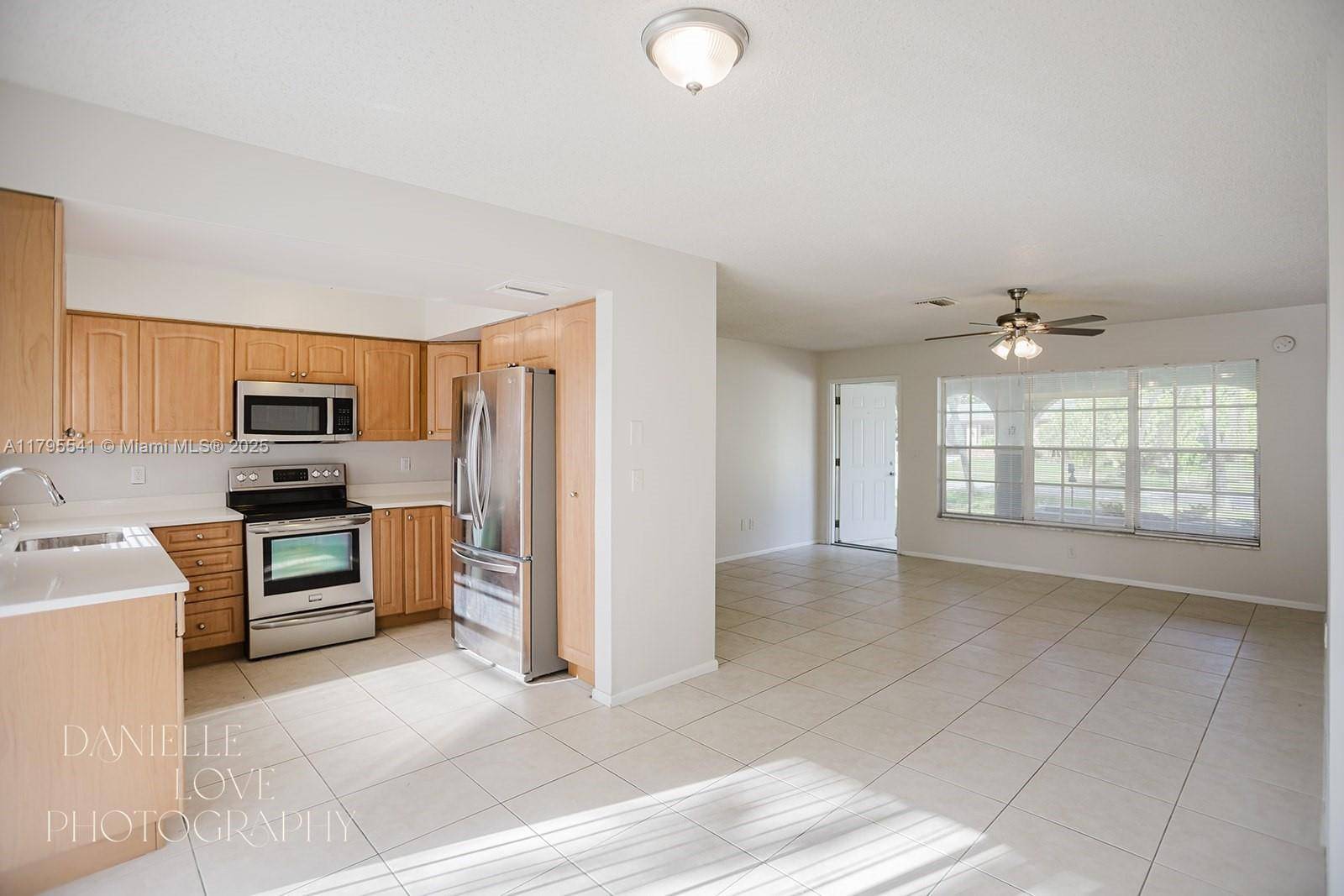 Port St Lucie, FL 34983,323 NE Midfield Ln