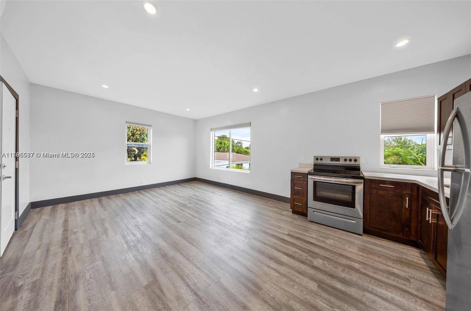 Miami, FL 33135,1020 SW 23rd Ave #4