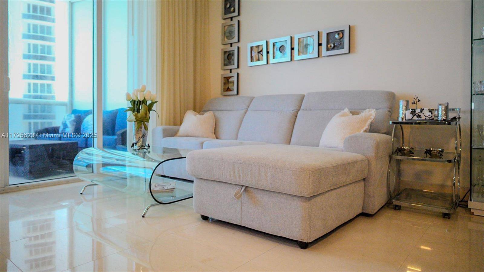 Sunny Isles Beach, FL 33160,15901 Collins Ave #1102