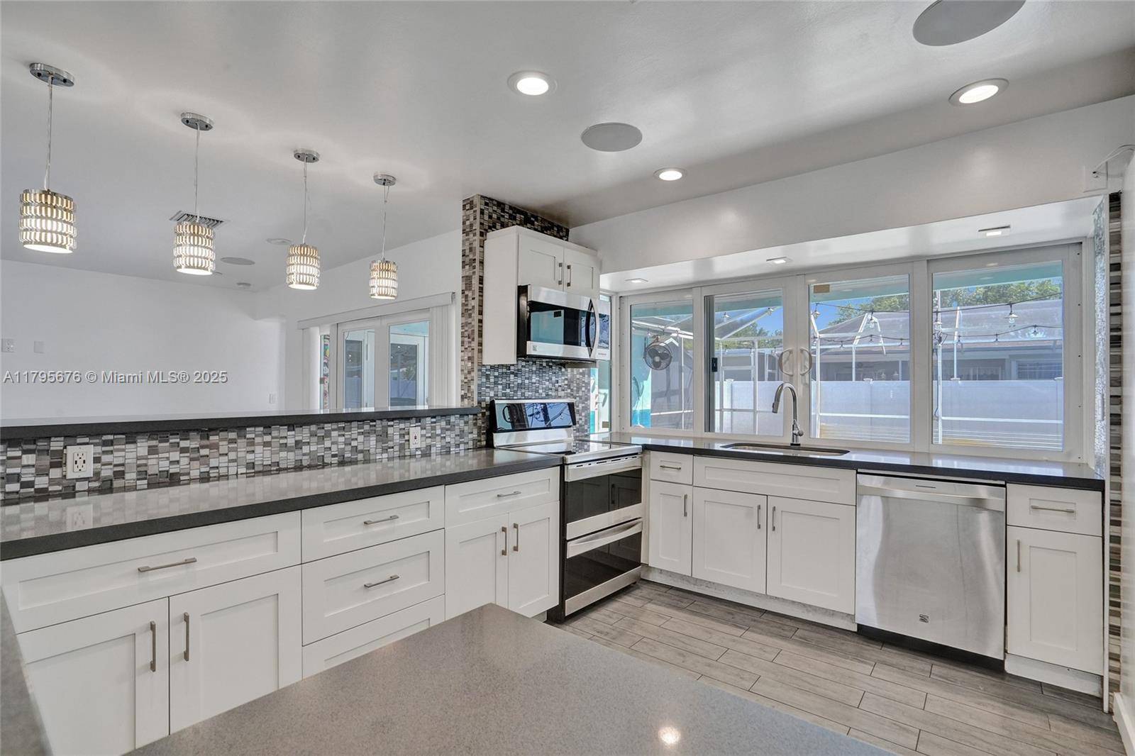 Cooper City, FL 33328,9240 54th St