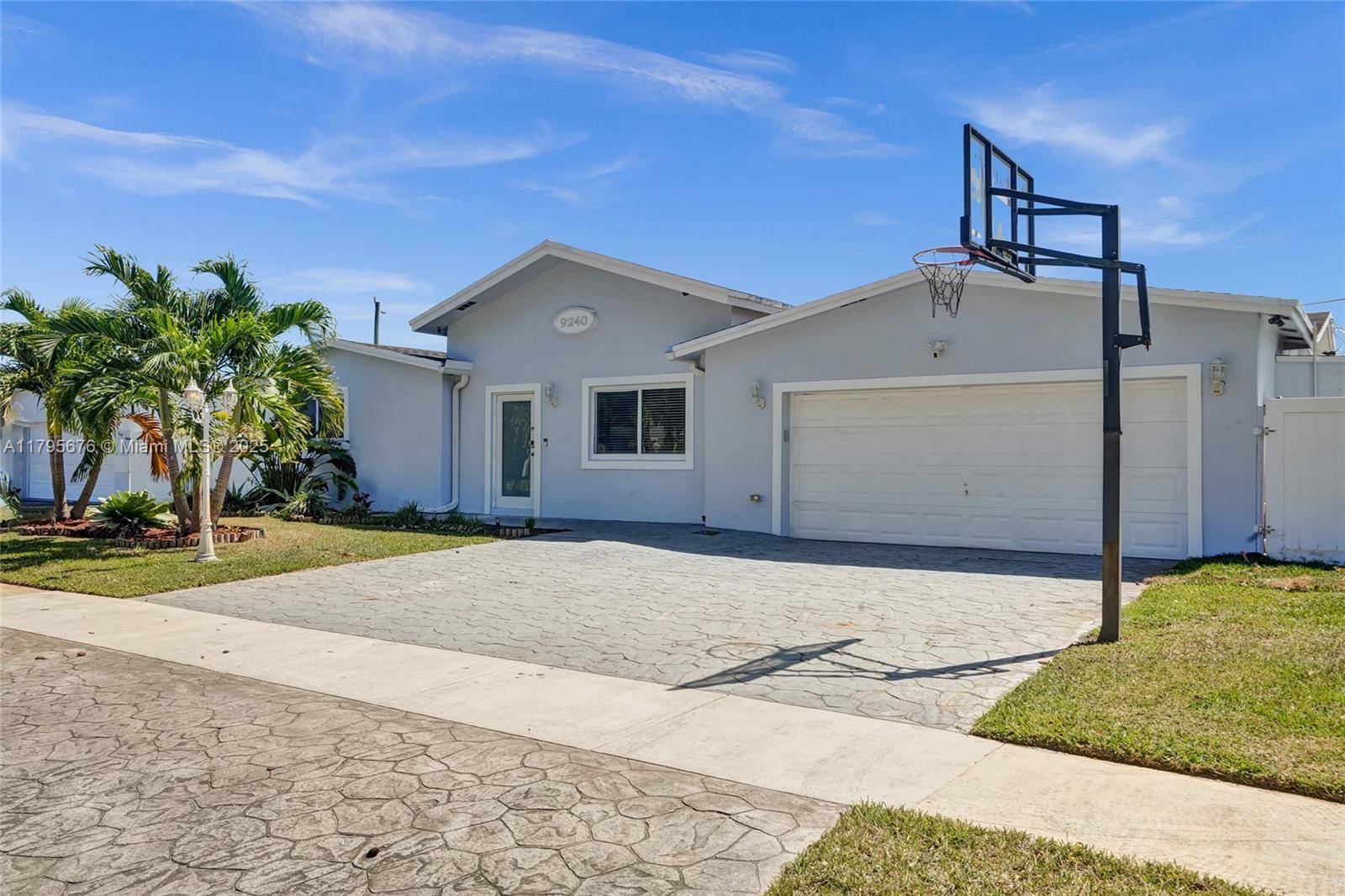 Cooper City, FL 33328,9240 54th St
