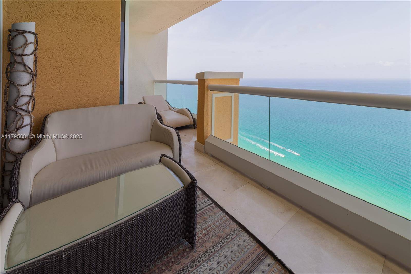 Sunny Isles Beach, FL 33160,17875 Collins Ave #4302