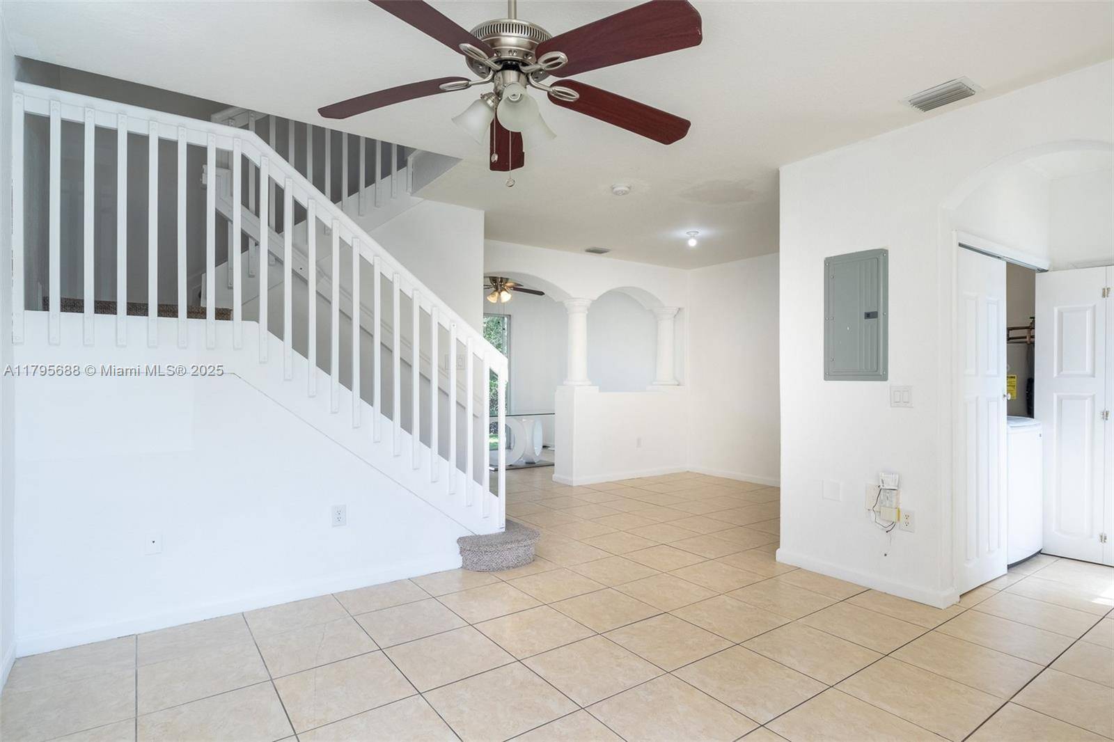 Homestead, FL 33035,1475 SE 24th Ct #246