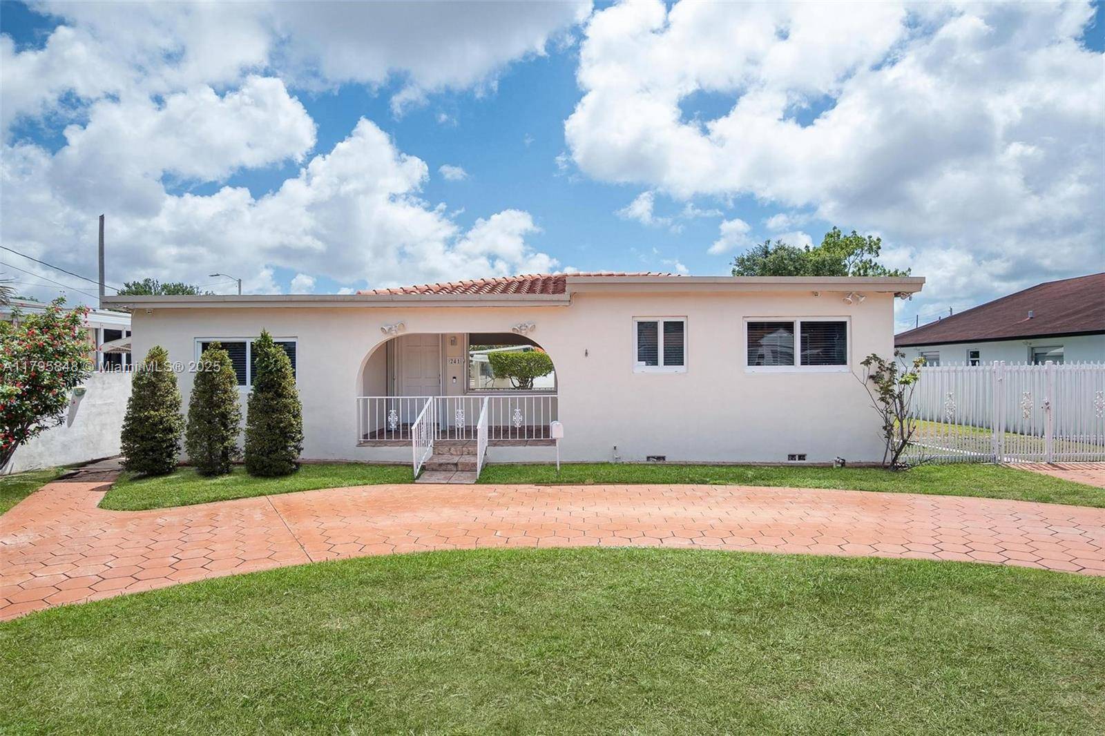 Miami, FL 33126,241 NW 46th Ave