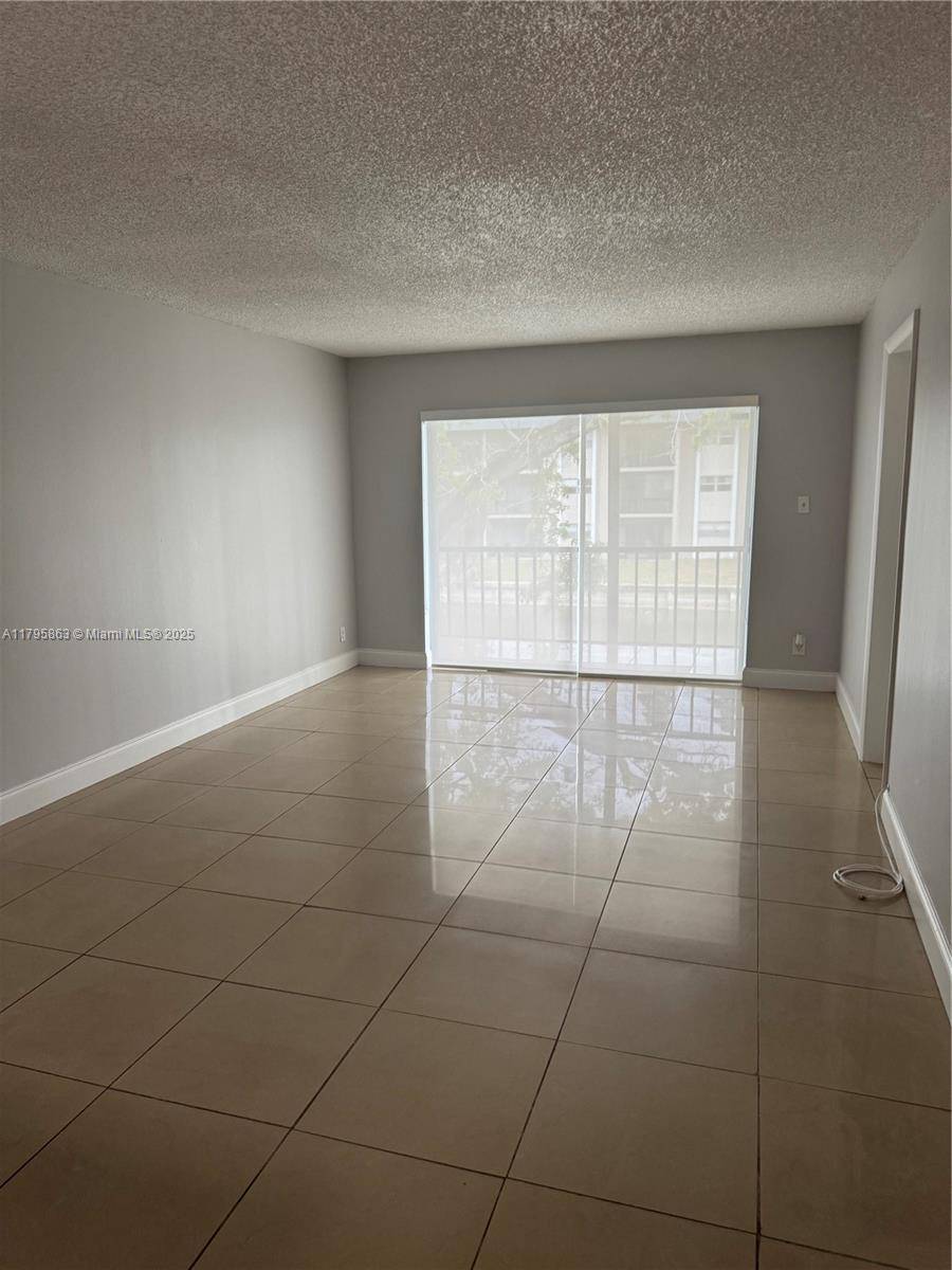 Tamarac, FL 33321,8051 S Colony Cir S #206
