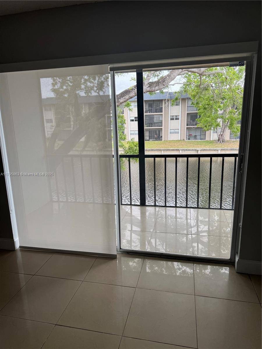 Tamarac, FL 33321,8051 S Colony Cir S #206