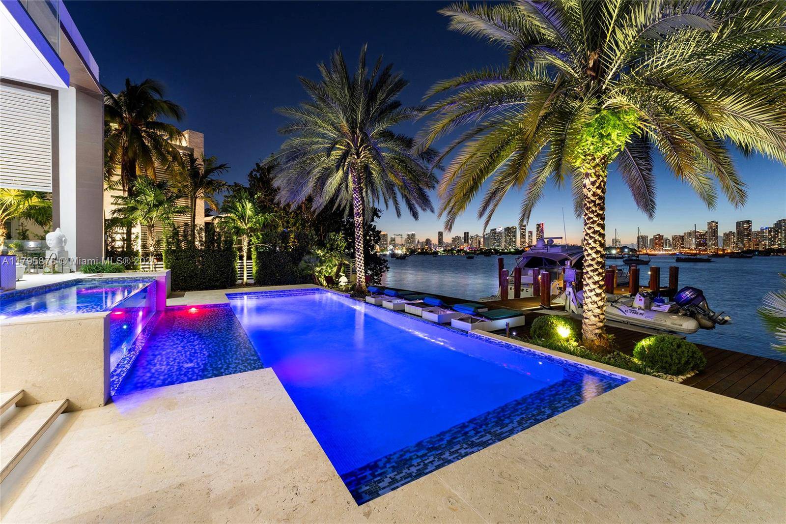 Miami Beach, FL 33139,441 N Hibiscus Dr