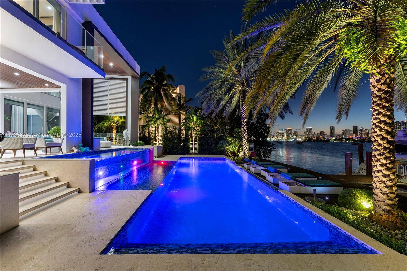 Miami Beach, FL 33139,441 N Hibiscus Dr