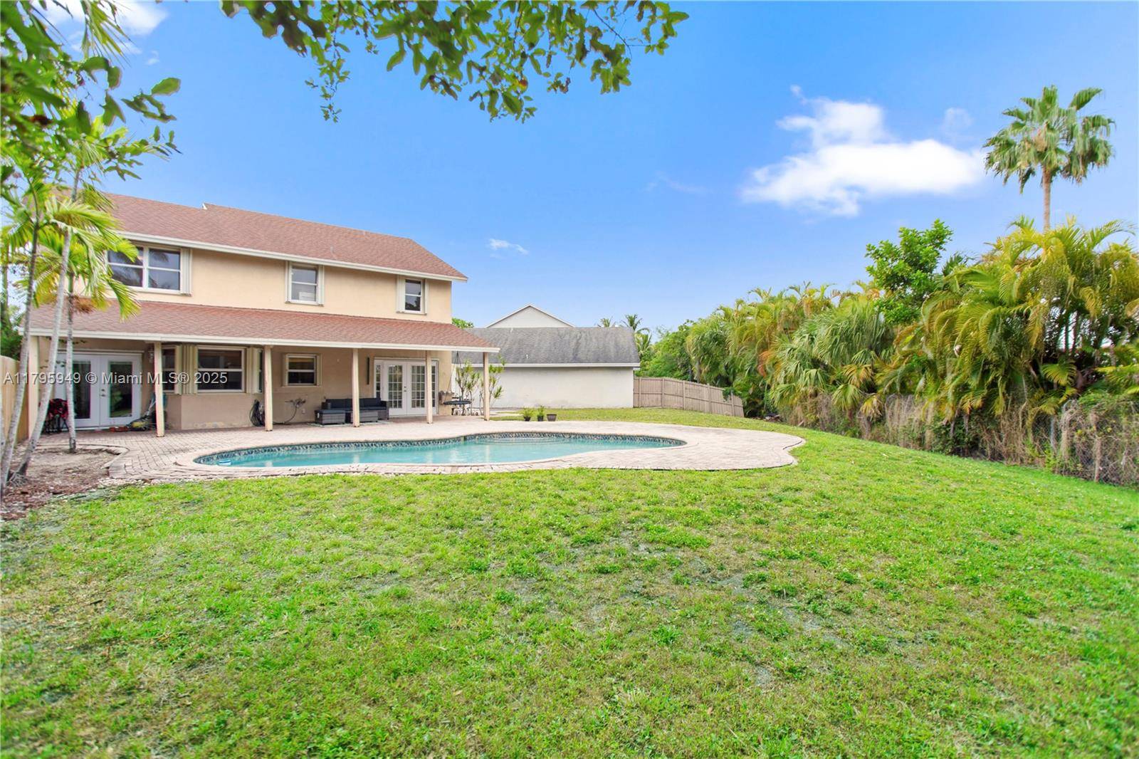 Pembroke Pines, FL 33025,1051 SW 95th Ter