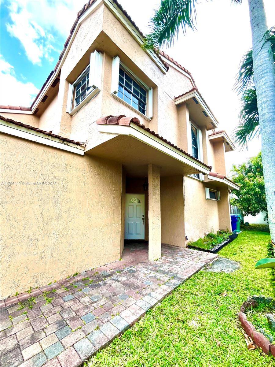 Hialeah, FL 33015,19135 NW 82nd Cir Ct #23R