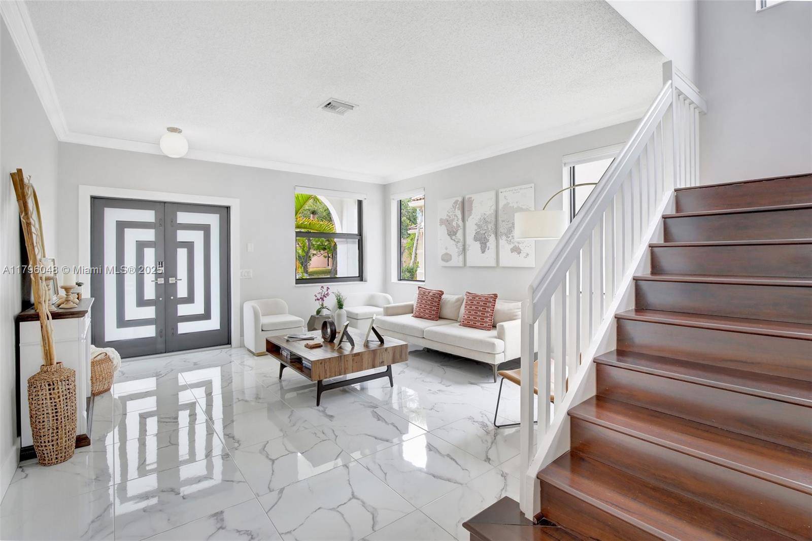 Weston, FL 33327,725 Tanglewood Cir
