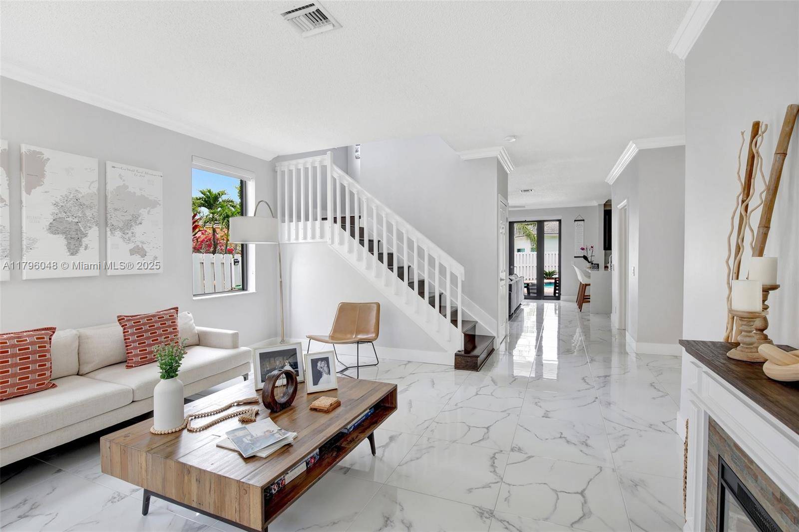 Weston, FL 33327,725 Tanglewood Cir